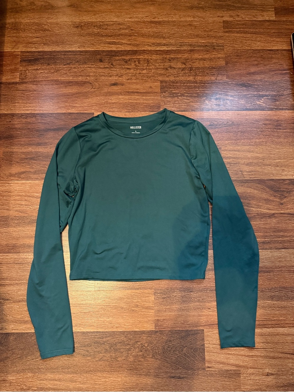 Hollister Deep Green Long-Sleeve Crop Tee